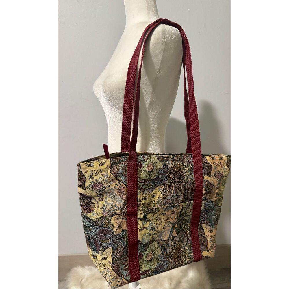 Cat print tapestry print shoulder bag
